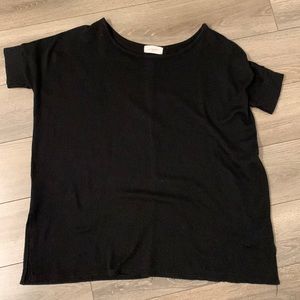 Carly Jean Los Angeles black slouchy shirt